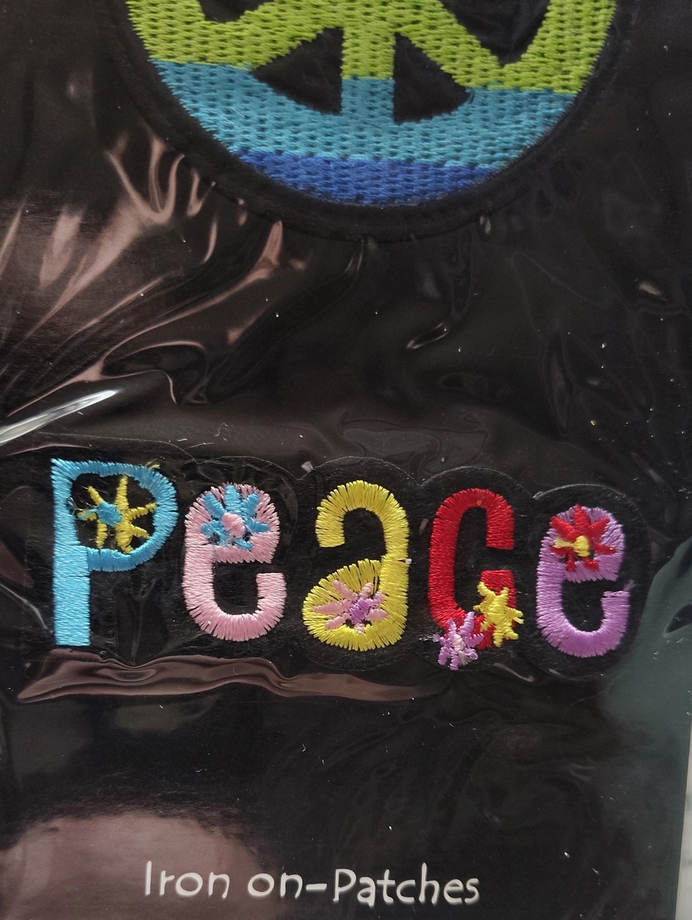 ✌️Multicolor Rainbow Peace Sign Patches ✌️ - Picture 3 of 5